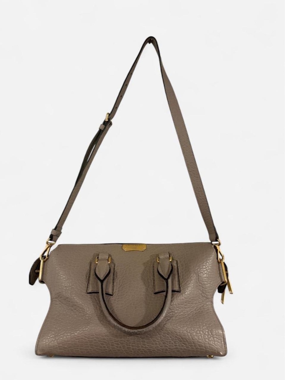 Authentic burberry taupe pebbled leather